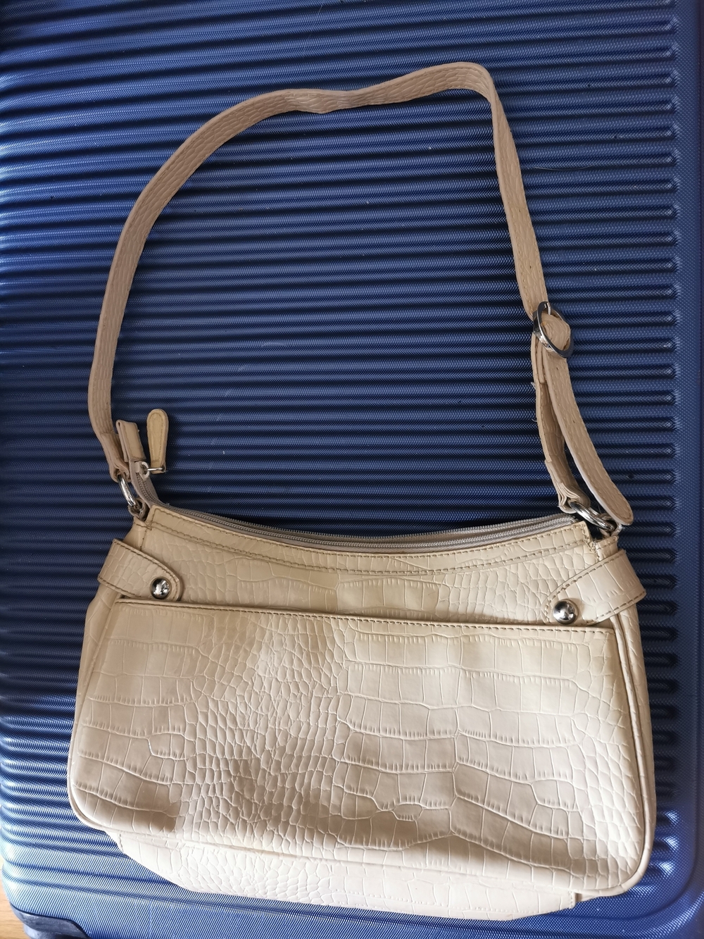 Neutral Beige Crossbody Shoulder Bag - Women's Bag - Picture 2 of 4